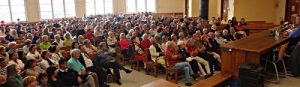 La salle attentive devant Pascal Boniface ce 20 Mai